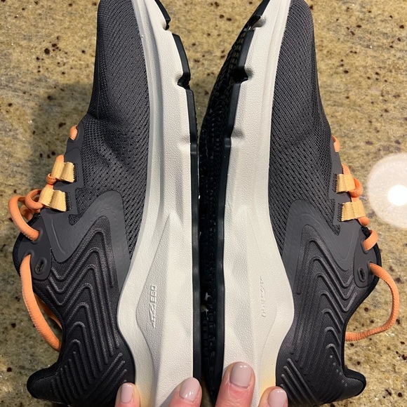 NWOB Altra Womens Provision 7 Grey Running Shoes Sneakers Size 8.5 - Picture 8 of 8